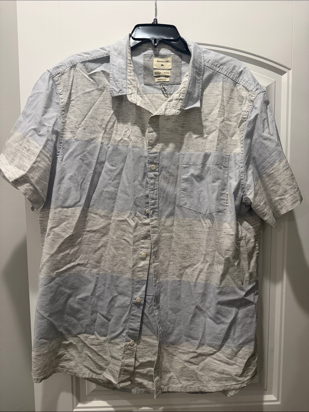 Quicksilver Men's Striped Short-Sleeve Button-Up Shirt blue size xxl